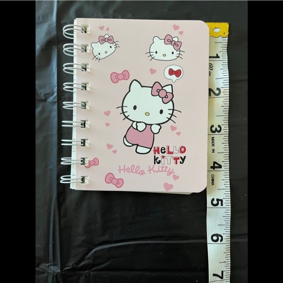 Hello Kitty notepads lined paper 3 in the set - Picture 8 of 8